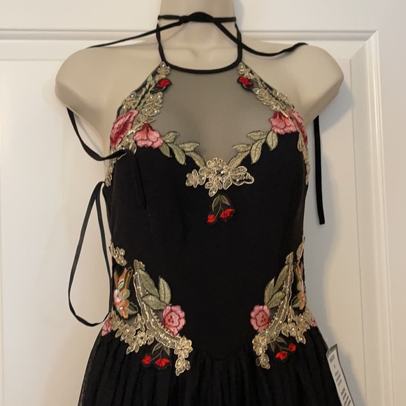 Blondie Nights by Stacey Skylar dress - Picture 3 of 4